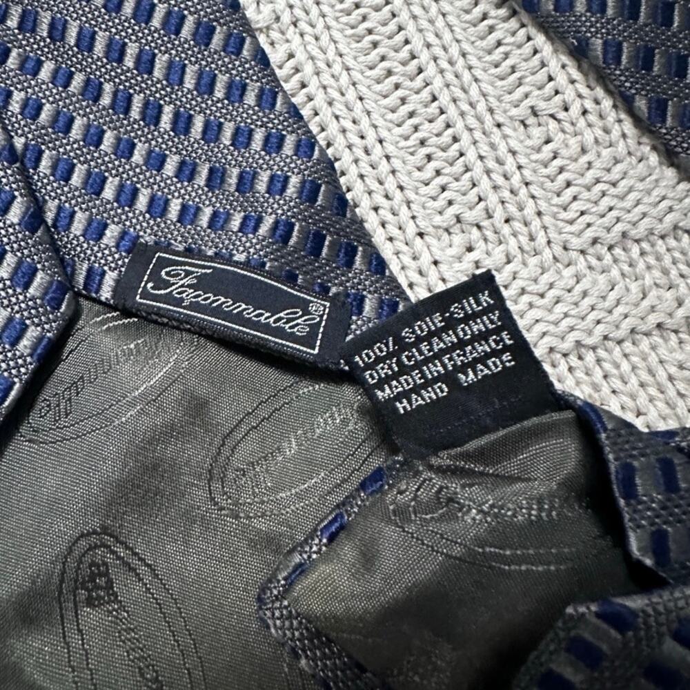 Faconnable navy and silver woven basketweave silk tie - Picture 3 of 5